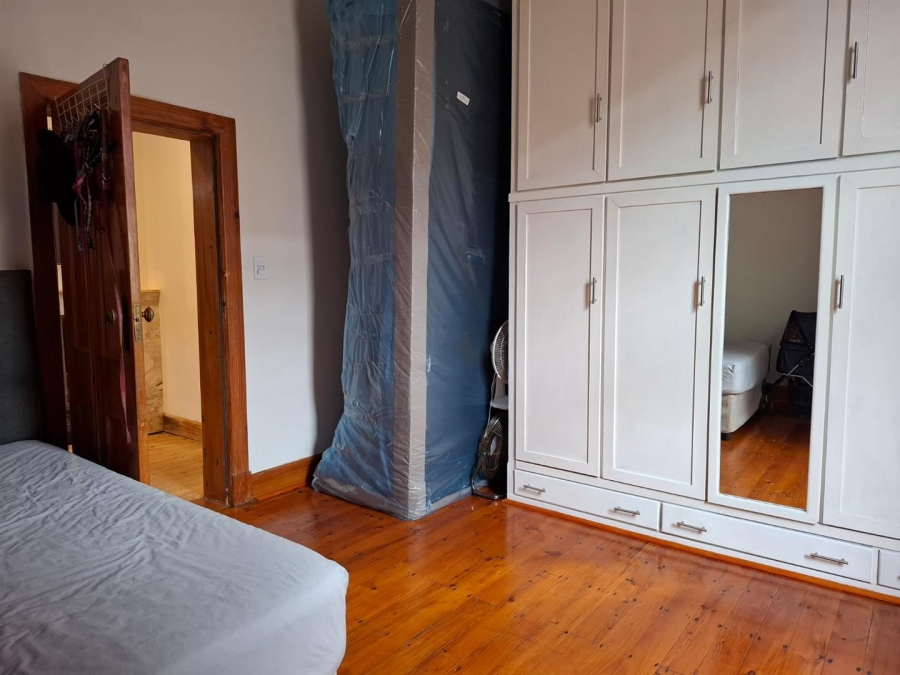 3 Bedroom Property for Sale in Sea Point Western Cape